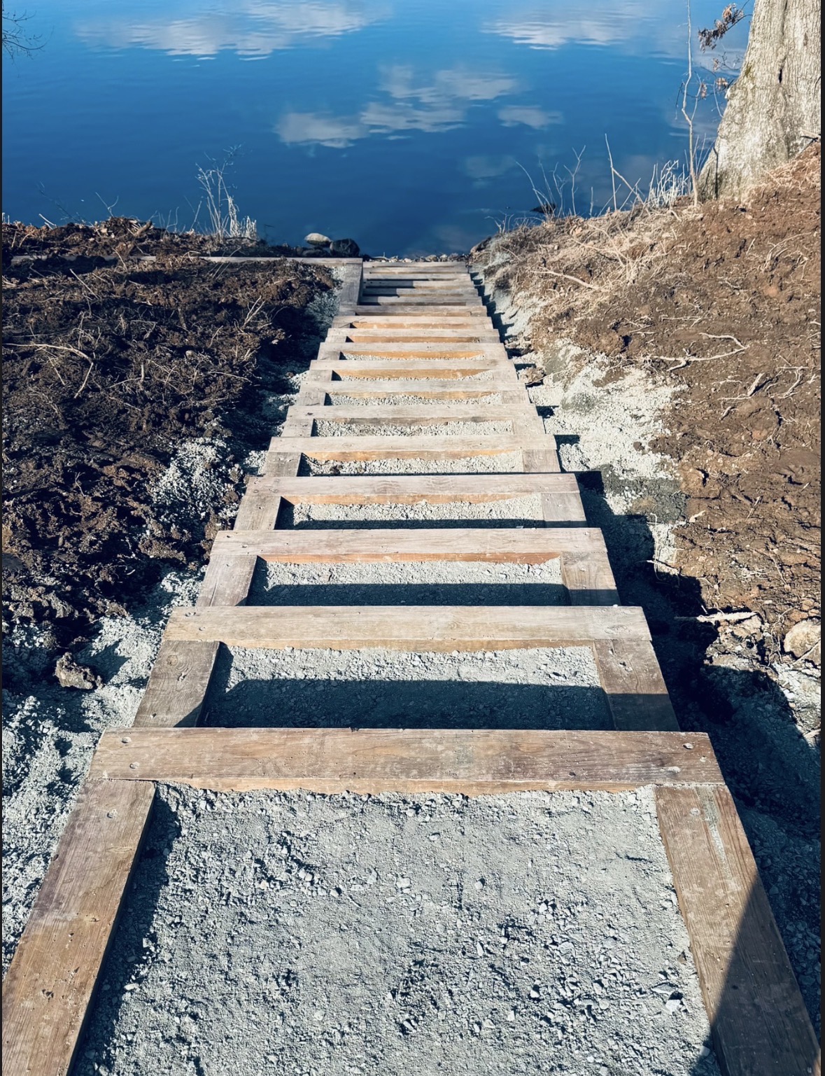 Stairs down to the lake