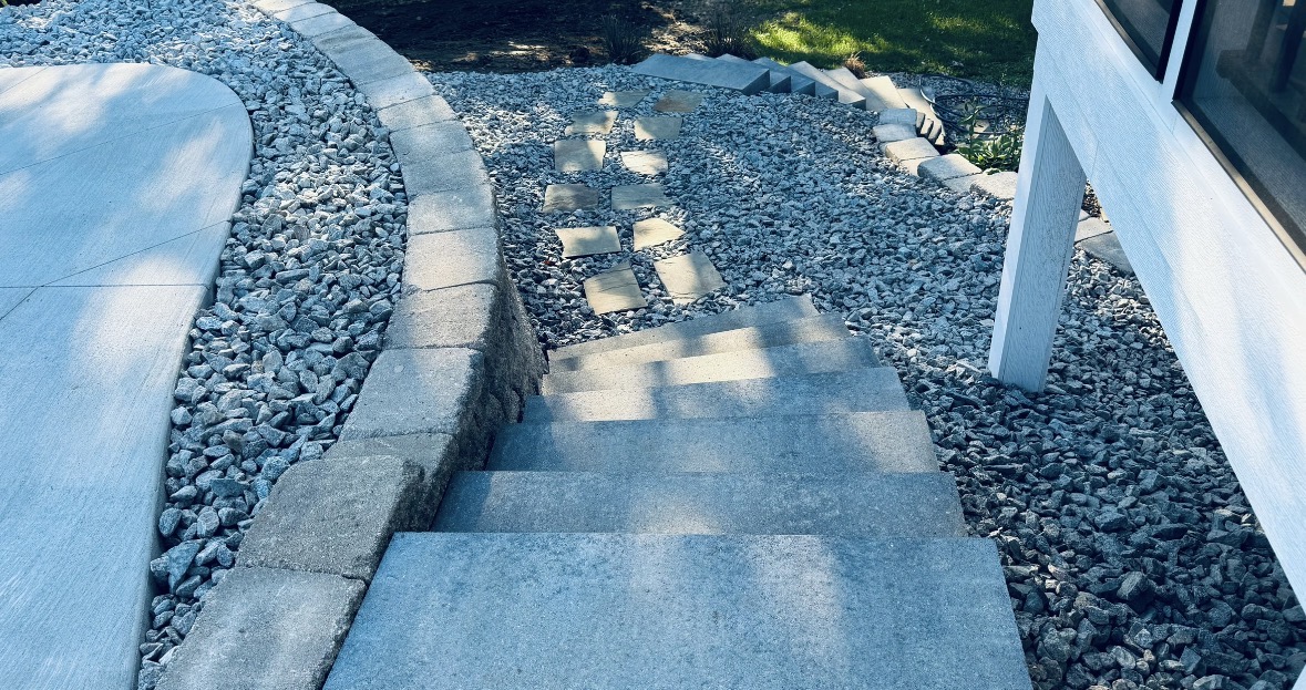 Stone steps with paver edging